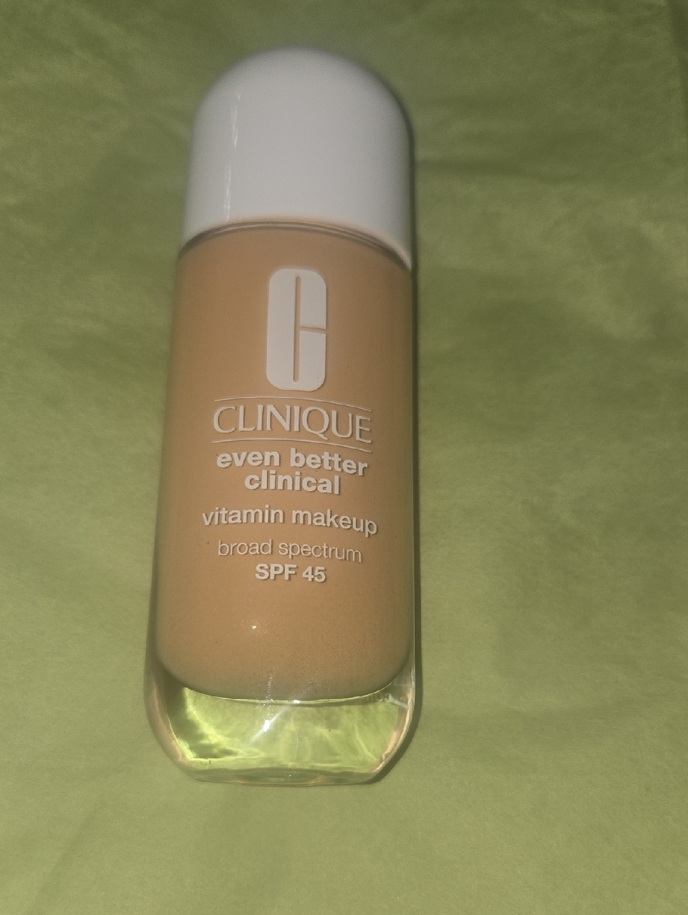 Clinique Even Better Clinical Vitamin Makeup - Shade Light Medium Warm 2